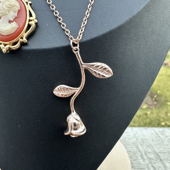 Vintage Romantic Jade Heart Cameo Rose Layered Necklace Jewelry Lot Coquette - Picture 4 of 5